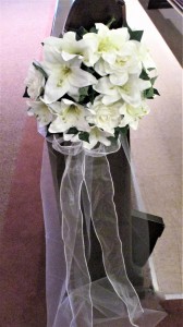 Flower Ring with Tulle Streamers Rental