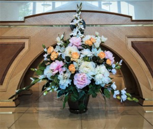  Altar Arrangement Silk Rental