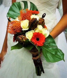 Unique Potea Hand Held Bouquet