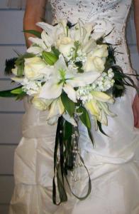 Unique Touches added to Customize Bouquet